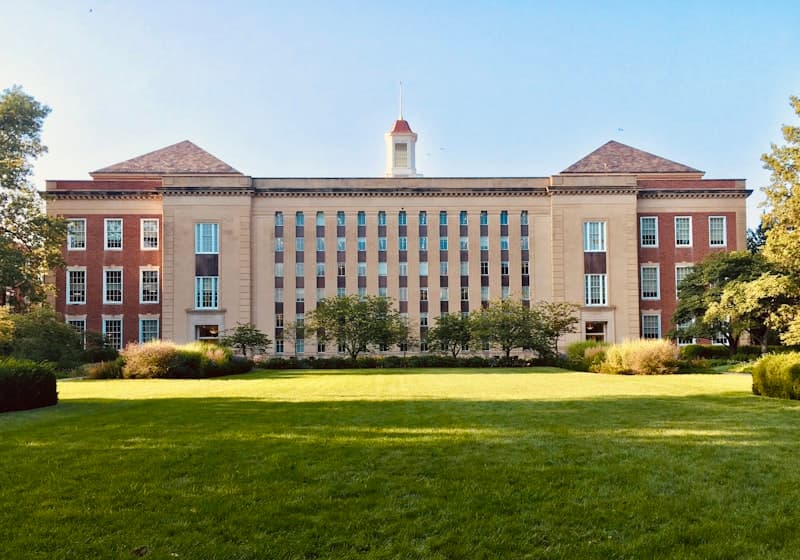 Edificio de un campus universitario